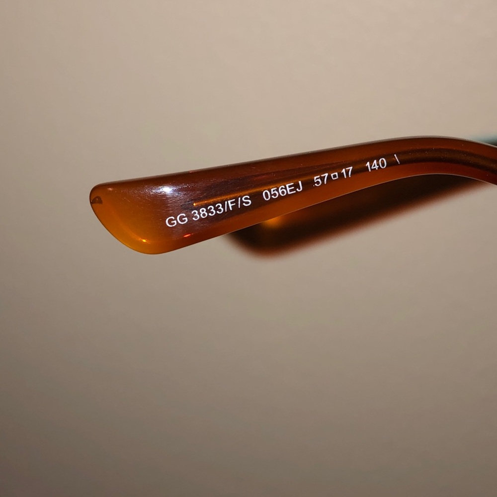 Gucci Acetate Sunglasses w/Lime Green Velvet Case - Picture 11 of 14